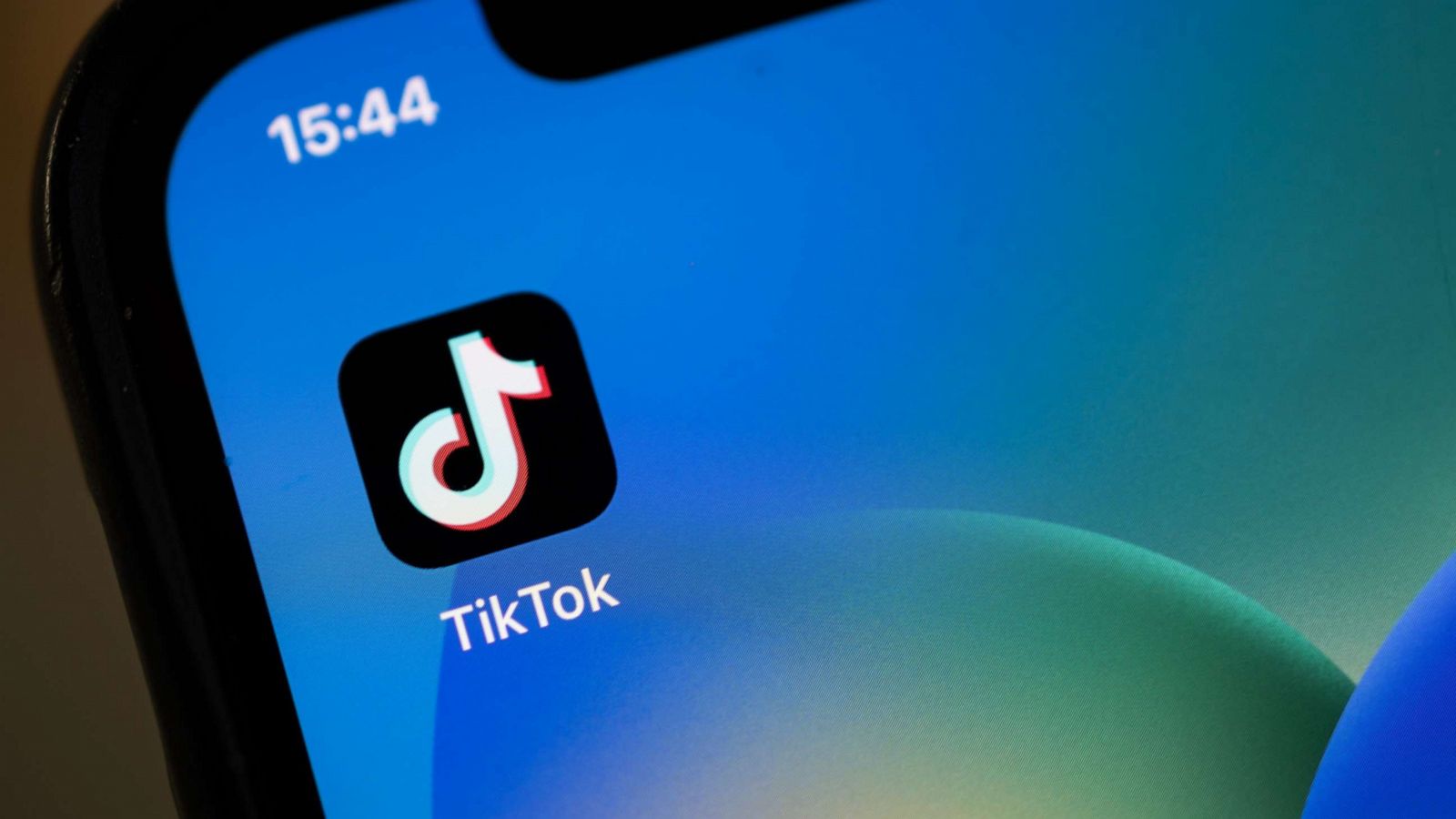 TikTok云控系统：多账号批量操作，助力企业实现流量的快速增长