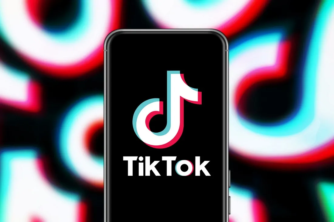 TikTok群发软件：批量发送与多账号管理，将品牌信息精准推送至潜在客户