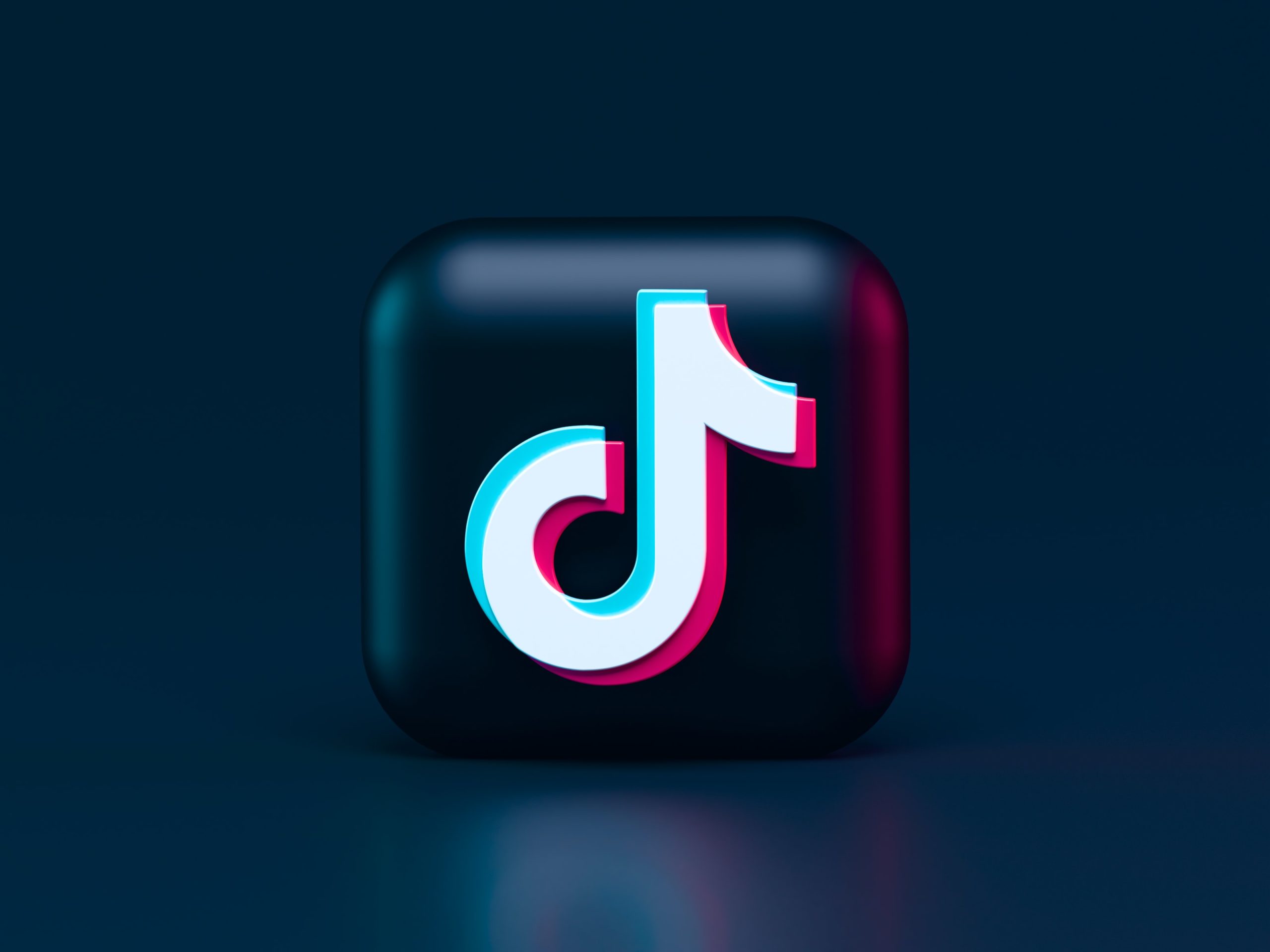 TikTok云控软件：高效管理成百上千个账号，确保营销信息都能精准触达目标受众