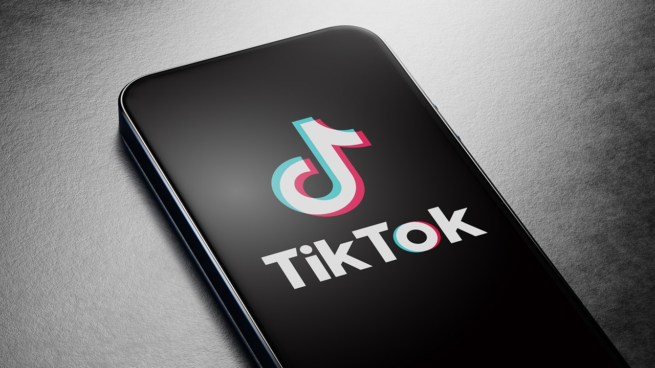 TikTok群控软件:构建起完整的流量闭环,实现品牌曝光的指数级增长