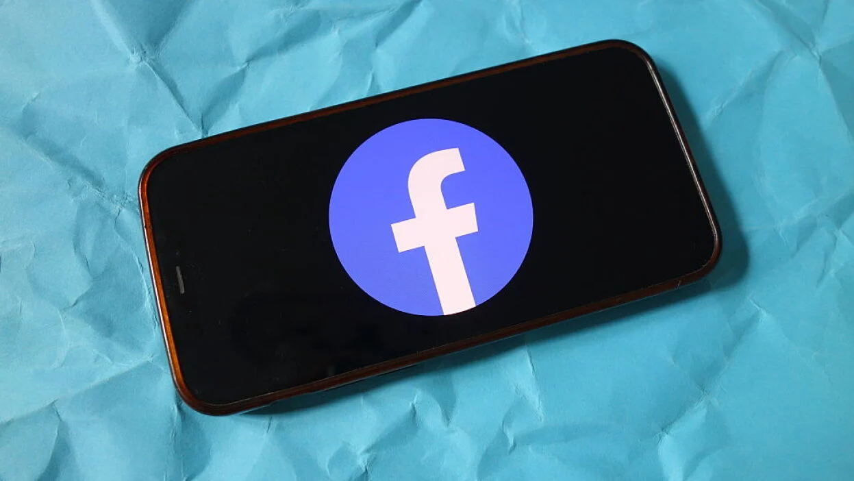 拖拽移动位置;点击图片可编辑地址与说明 Facebook多开工具:助力企业在激烈的全球竞争中实现高效获客与业务增长