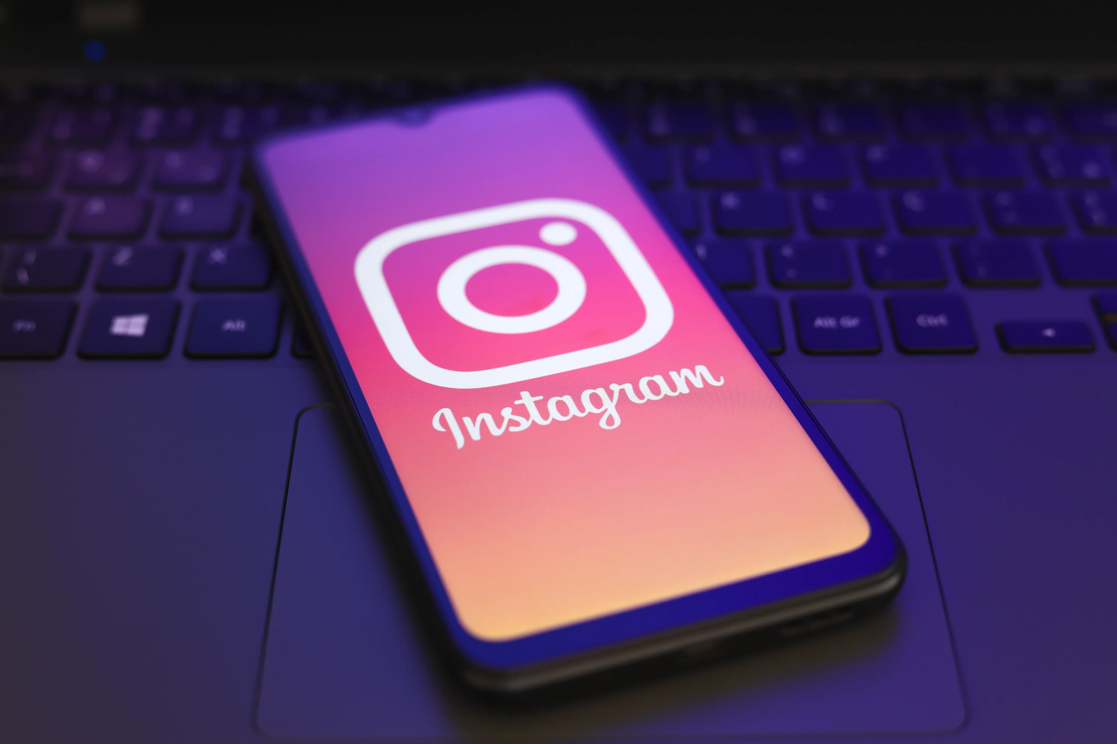Instagram养号系统：提高账号权重，帮助企业构建起稳固的账号矩阵
