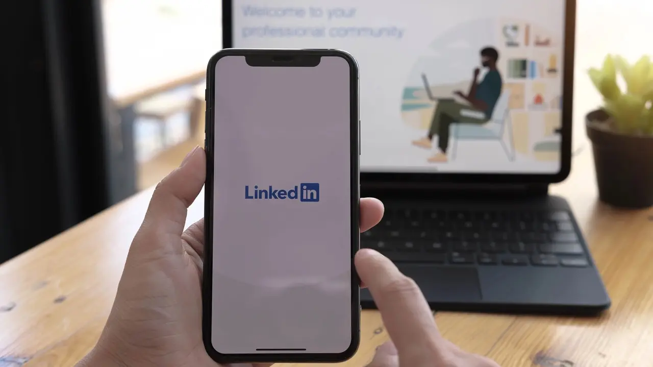 LinkedIn云控系统：助力企业实现对大规模账号的集中化控制