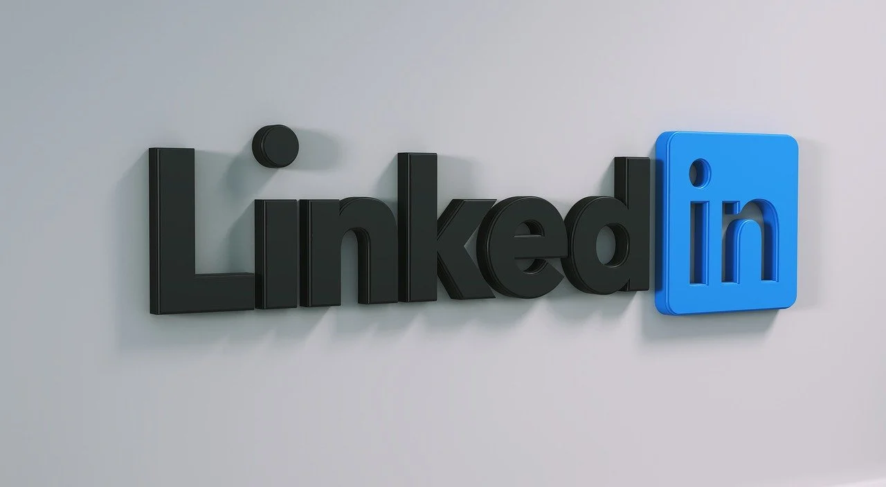 拖拽移动位置;点击图片可编辑地址与说明 LinkedIn多开系统:稳定地进行多账号操作,实现更精细化的运营管理