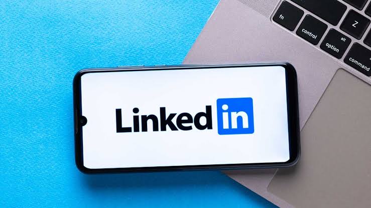 LinkedIn群发软件：多账号批量发送助力企业实现精细化运营