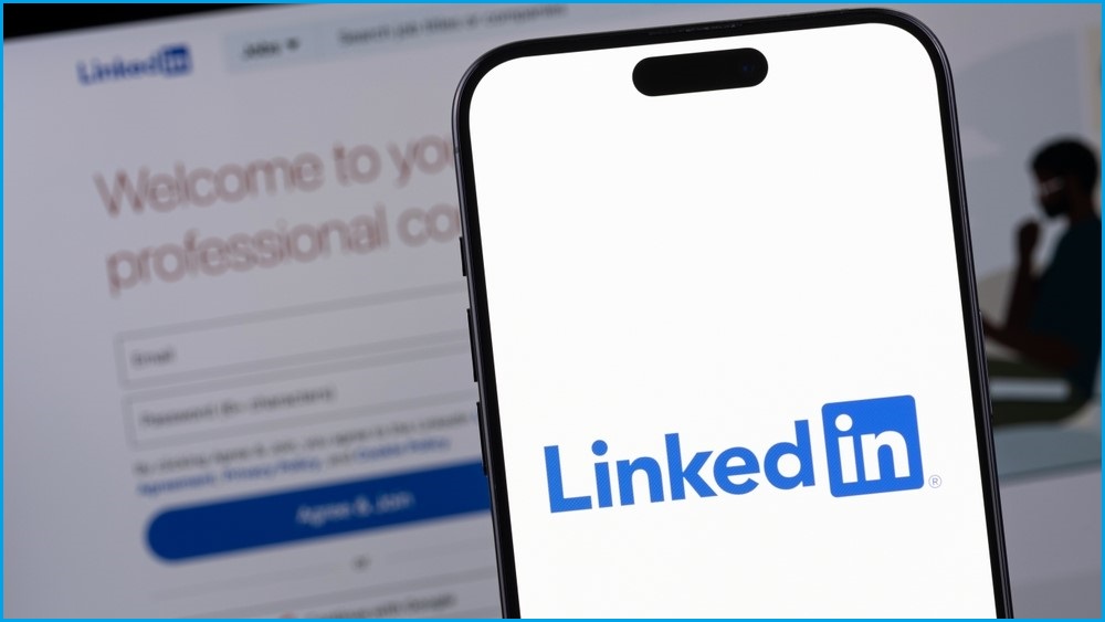 拖拽移动位置;点击图片可编辑地址与说明 LinkedIn筛号系统:精准定位目标群体并进行高效触达,确保出海营销的稳定性