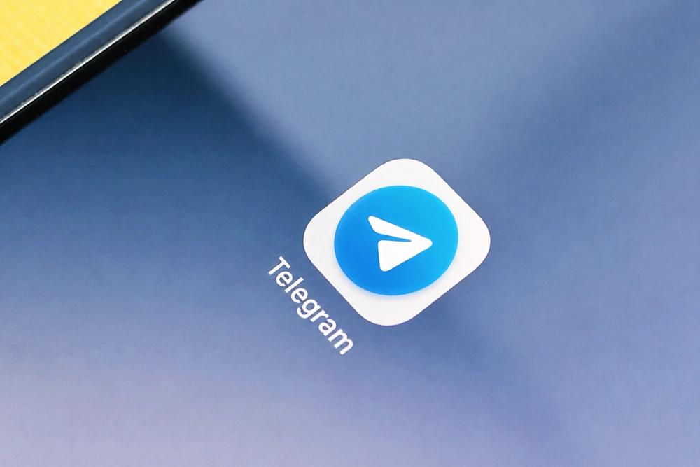 拖拽移动位置;点击图片可编辑地址与说明 Telegram群发系统:实现批量发送的自动化,确保营销活动的长期稳健运行