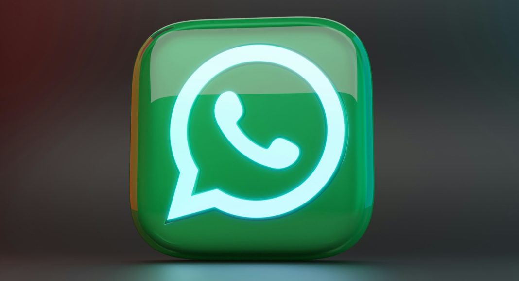 拖拽移动位置;点击图片可编辑地址与说明 WhatsApp翻译工具:实时自动翻译聊天,助力企业更从容地开展业务