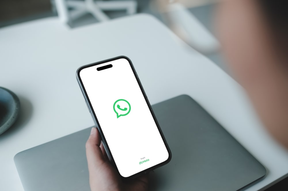 拖拽移动位置;点击图片可编辑地址与说明 WhatsApp云控软件:高效管理海量账号、规避封控风险并提升触达率