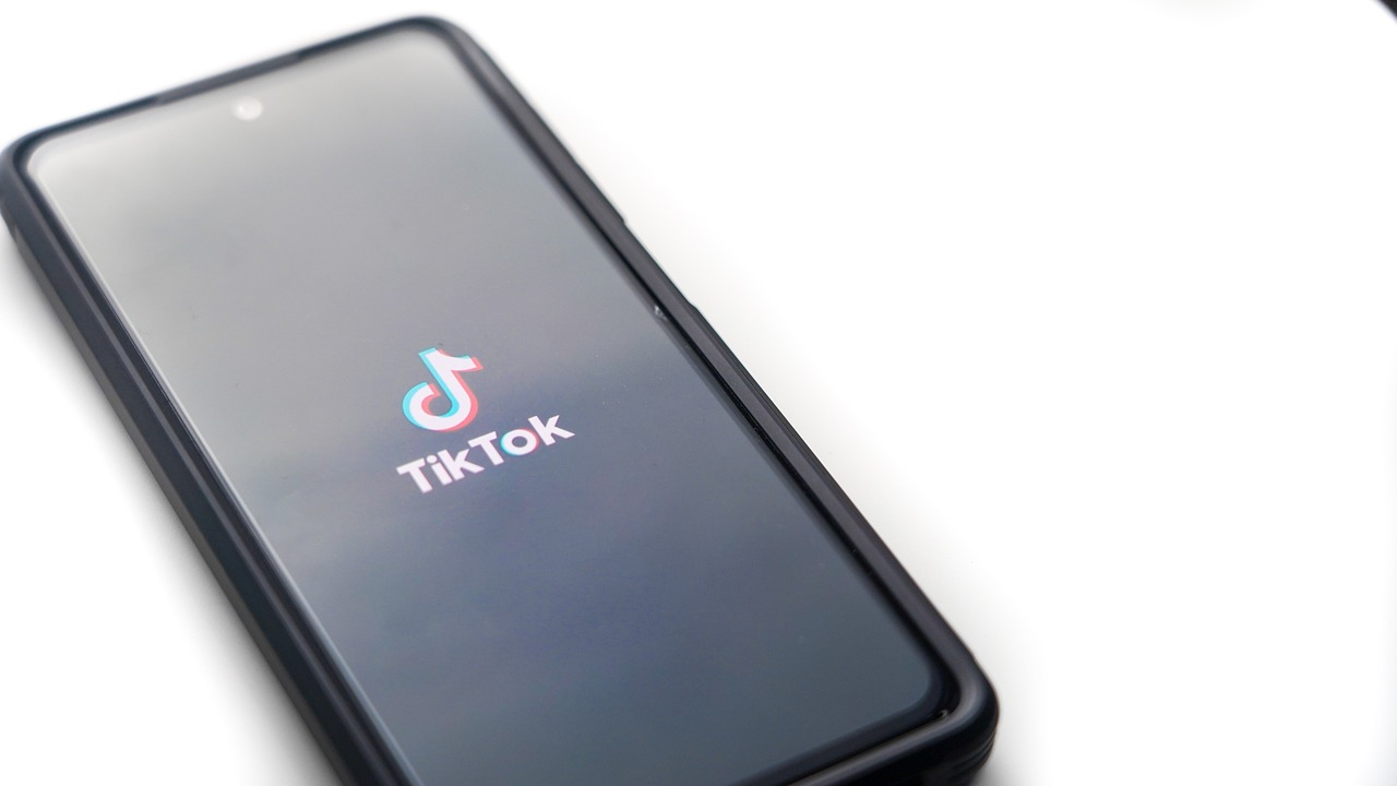 TikTok企业账号是什么？TikTok企业账号和个人账号有什么区别？