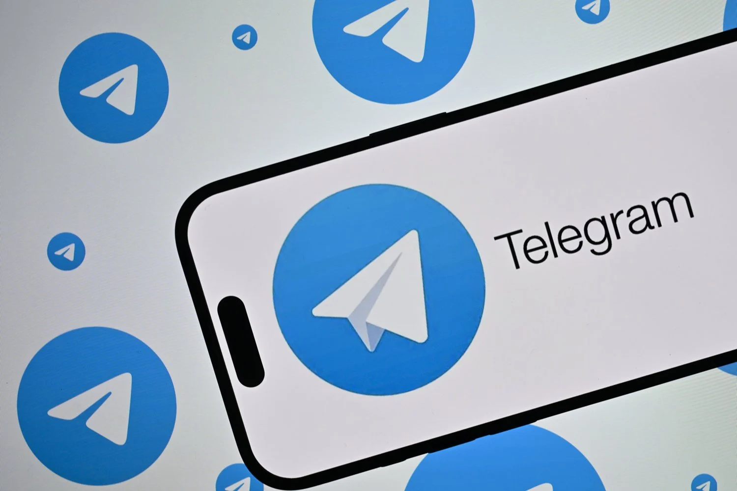 Telegram翻译器：多账号管理+实时翻译功能，提高业务效率