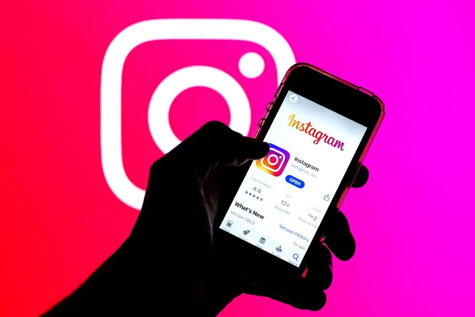 Instagram群控软件：如何避免账号封禁与数据风险
