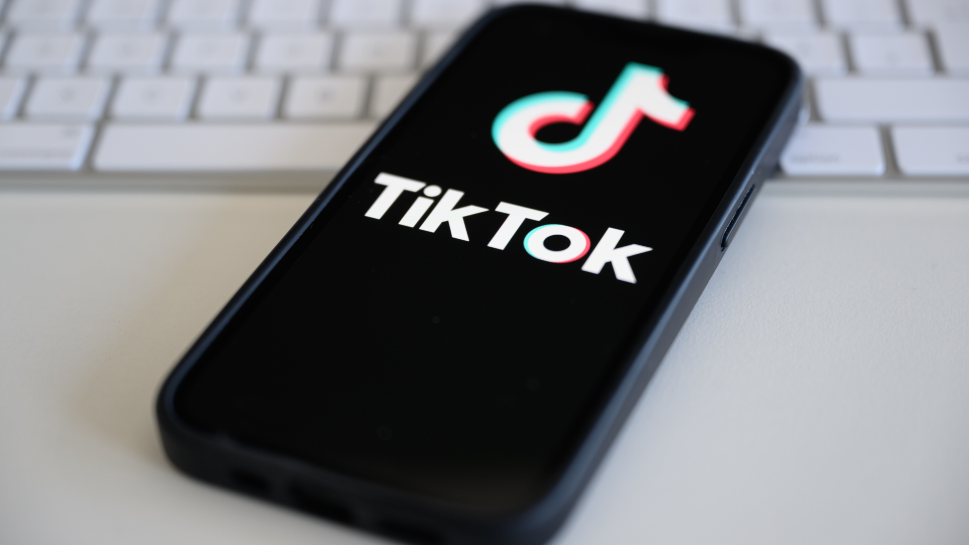 TikTok实时翻译：解锁全球社交新体验