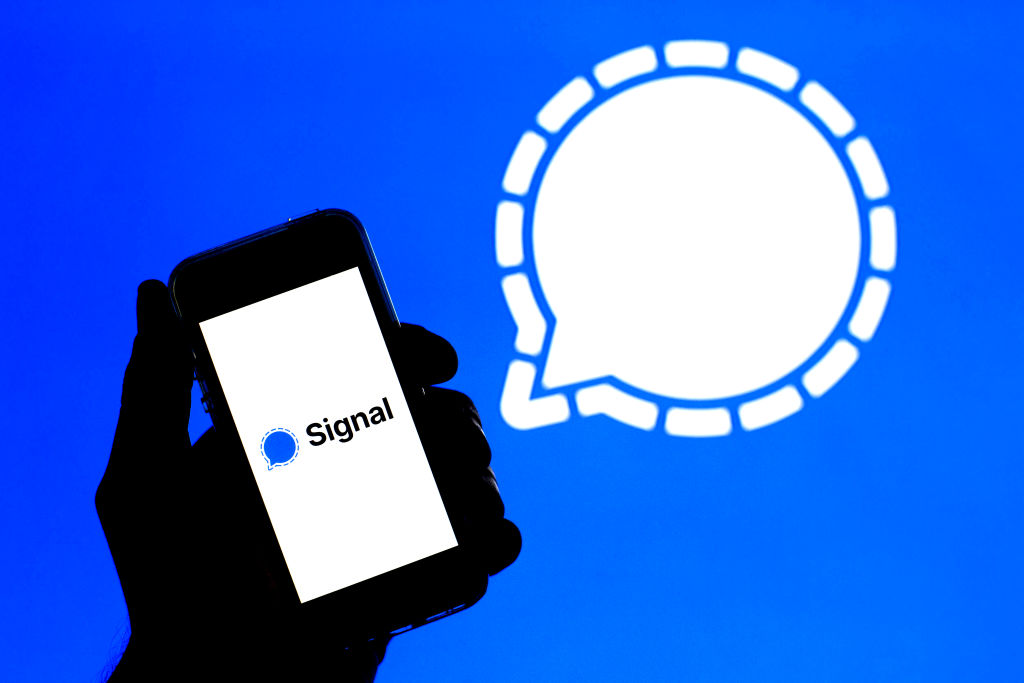 Signal云控系统：多账号管理助力团队协作全面升级，实现高效联动