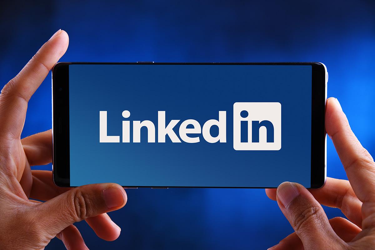 LinkedIn群控系统精准引流全攻略:撬动高质量海外人脉,从0到1构建跨境客户增长闭环 LinkedIn群控系统精准引流全攻略:撬动高质量海外人脉,从0到1构建跨境客户增长闭环
