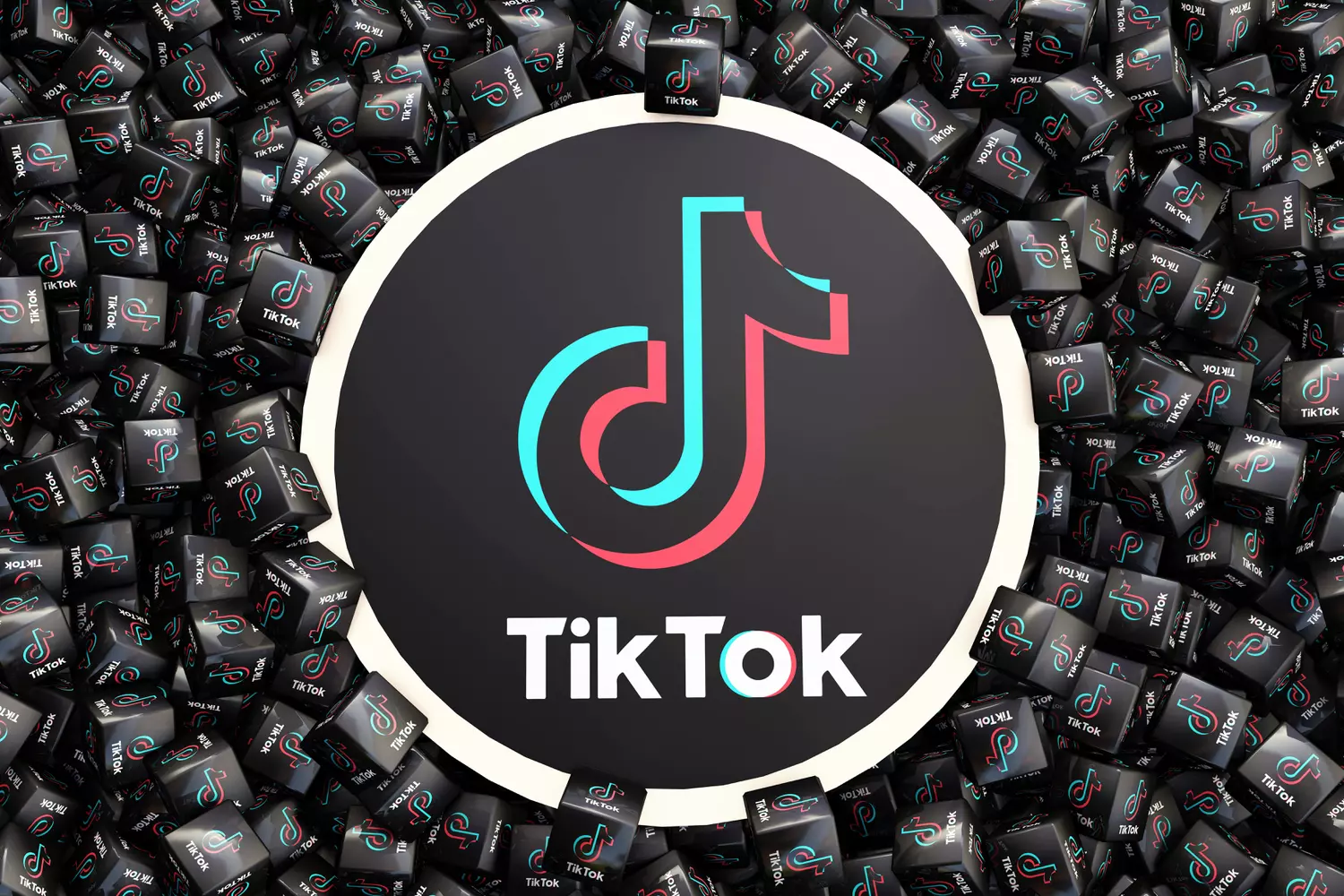 TikTok群控软件：企业高效运营与精准营销的核心工具