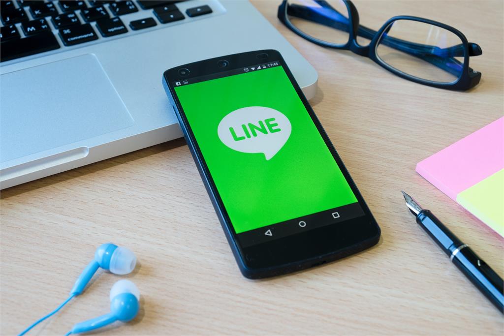 LINE群控软件核心功能解析与企业级应用策略
