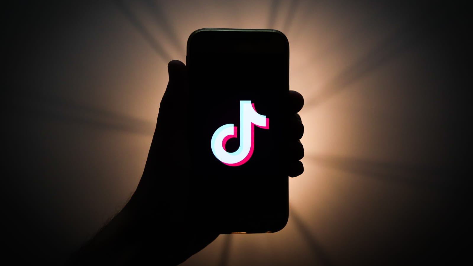 TikTok多开软件如何提高跨境电商转化率,精准定位与内容优化推动跨境电商销售增长 TikTok多开软件如何提高跨境电商转化率,精准定位与内容优化推动跨境电商销售增长