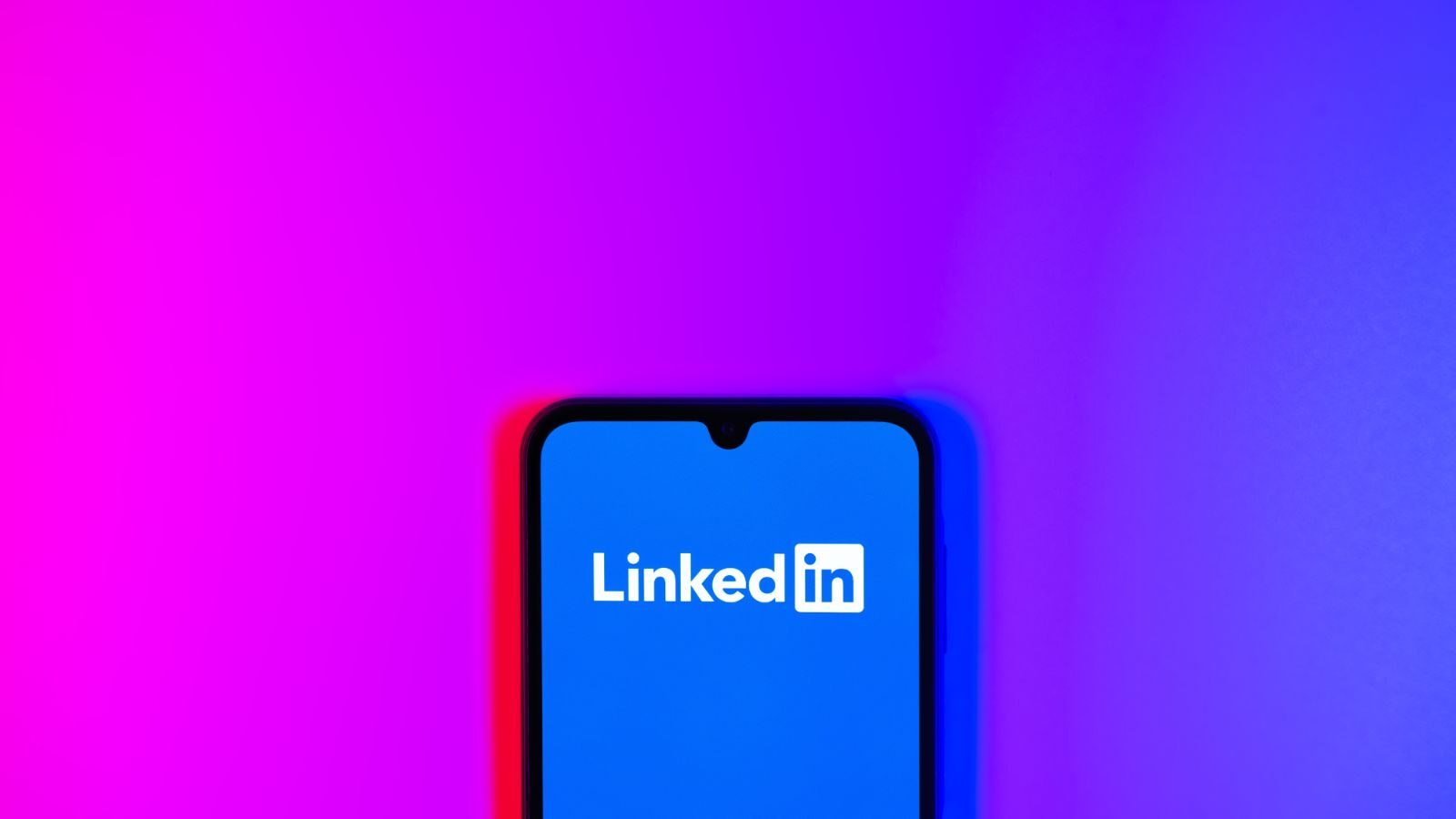 LinkedIn群控软件:提升跨境电商品牌效能,精准高效的客户连接策略 LinkedIn群控软件:提升跨境电商品牌效能,精准高效的客户连接策略