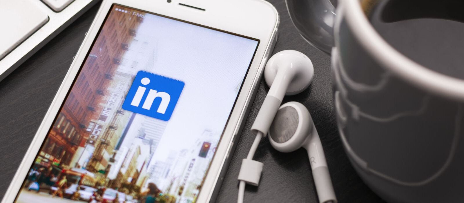 LinkedIn群控工具:企业社交营销规模化运营的核心引擎 LinkedIn群控工具:企业社交营销规模化运营的核心引擎