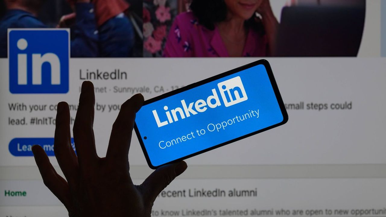 LinkedIn群发软件高效运营策略与功能解析：构建精准触达体系的关键路径