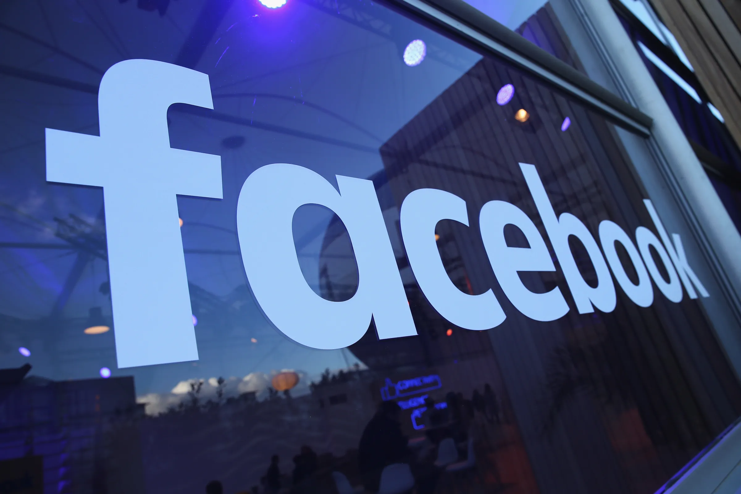Facebook群发软件如何助力跨境电商高效触达海外用户？功能解析与实战策略
