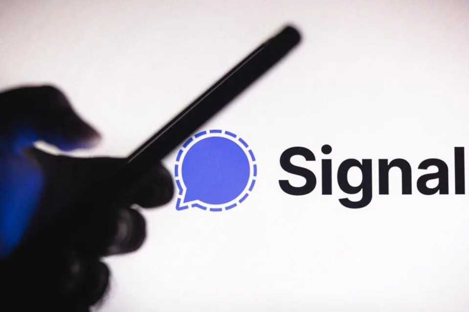 Signal计数器:实时粉丝监测优势,打造数据驱动的社群增长引擎 Signal计数器:实时粉丝监测优势,打造数据驱动的社群增长引擎