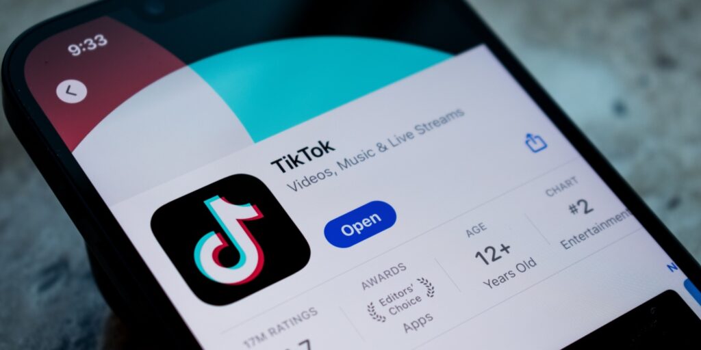 TikTok云控系统:实现批量化的账号管理、内容发布和互动营销 TikTok云控系统:实现批量化的账号管理、内容发布和互动营销